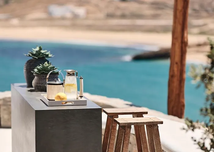 Barbarossa - Elegant Beachfront Retreat With Heated Pool & Outdoor Gym *