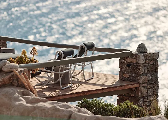 Villa Barbarossa - Elegant Beachfront Retreat With Heated Pool & Outdoor Gym *