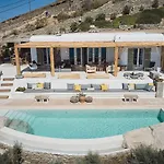 Barbarossa - Elegant Beachfront Retreat With Heated Pool & Outdoor Gym Villa *