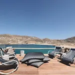 Barbarossa - Elegant Beachfront Retreat With Heated Pool & Outdoor Gym Villa *