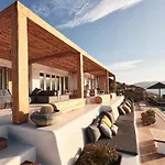 Barbarossa - Elegant Beachfront Retreat With Heated Pool & Outdoor Gym