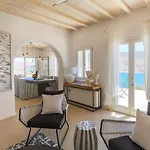 Villa Barbarossa - Elegant Beachfront Retreat With Heated Pool & Outdoor Gym