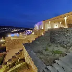 Villa Barbarossa - Elegant Beachfront Retreat With Heated Pool & Outdoor Gym