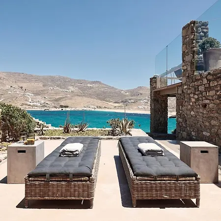 Villa Barbarossa - Elegant Beachfront Retreat With Heated Pool & Outdoor Gym *