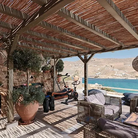 Villa Barbarossa - Elegant Beachfront Retreat With Heated Pool & Outdoor Gym Ftelia (Mykonos)