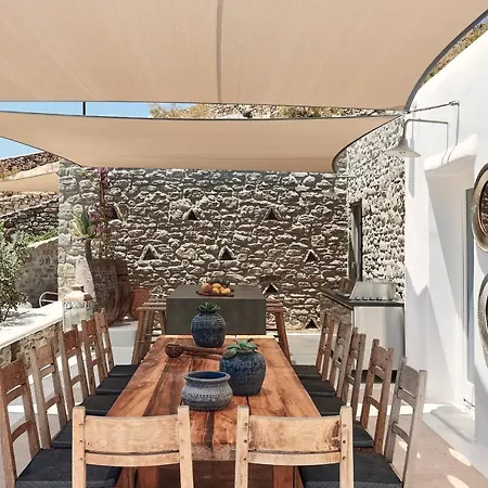 Barbarossa - Elegant Beachfront Retreat With Heated Pool & Outdoor Gym Villa