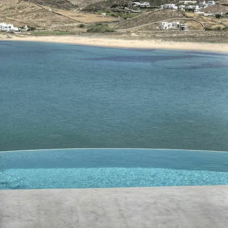 Villa Barbarossa - Elegant Beachfront Retreat With Heated Pool & Outdoor Gym