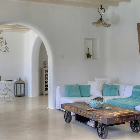 Barbarossa - Elegant Beachfront Retreat With Heated Pool & Outdoor Gym Villa