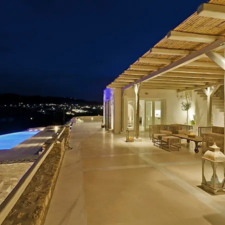 Barbarossa - Elegant Beachfront Retreat With Heated Pool & Outdoor Gym * Ftelia (Mykonos)