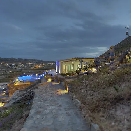Villa Barbarossa - Elegant Beachfront Retreat With Heated Pool & Outdoor Gym Ftelia (Mykonos)