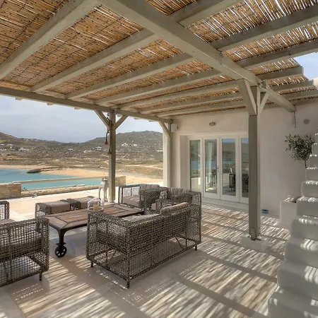 Barbarossa - Elegant Beachfront Retreat With Heated Pool & Outdoor Gym Villa *