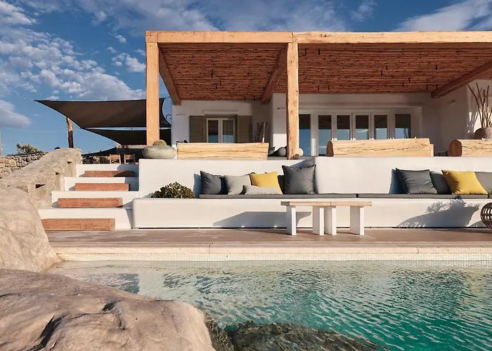 Barbarossa - Elegant Beachfront Retreat With Heated Pool & Outdoor Gym Fteliá