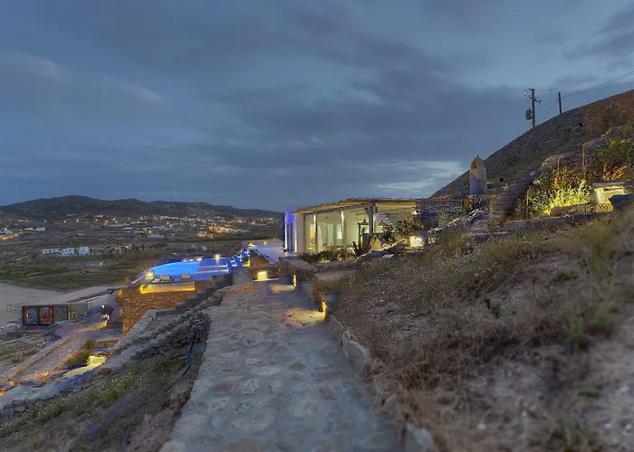 Barbarossa - Elegant Beachfront Retreat With Heated Pool & Outdoor Gym Villa