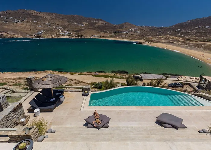 Villa Barbarossa - Elegant Beachfront Retreat With Heated Pool & Outdoor Gym