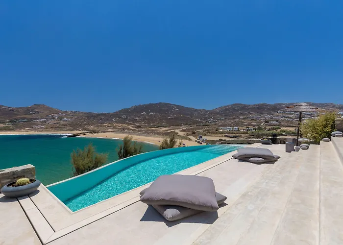 Villa Barbarossa - Elegant Beachfront Retreat With Heated Pool & Outdoor Gym *