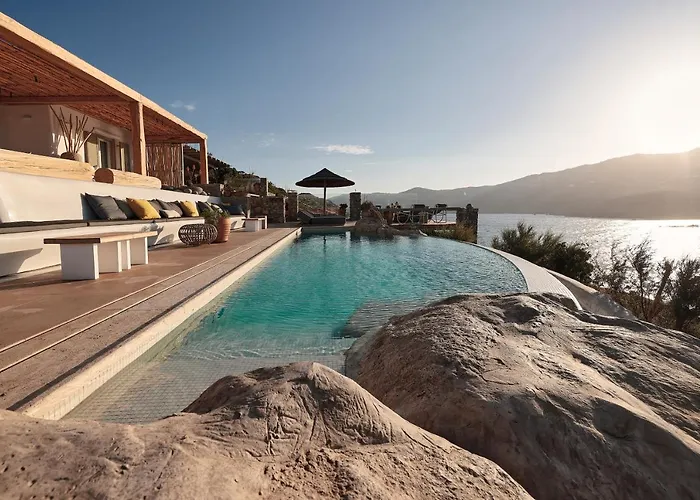 Barbarossa - Elegant Beachfront Retreat With Heated Pool & Outdoor Gym * Ftelia (Mykonos)