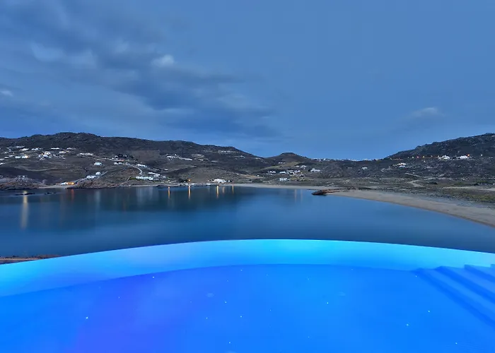 Villa Barbarossa - Elegant Beachfront Retreat With Heated Pool & Outdoor Gym *