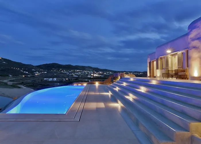 Barbarossa - Elegant Beachfront Retreat With Heated Pool & Outdoor Gym Ftelia (Mykonos)
