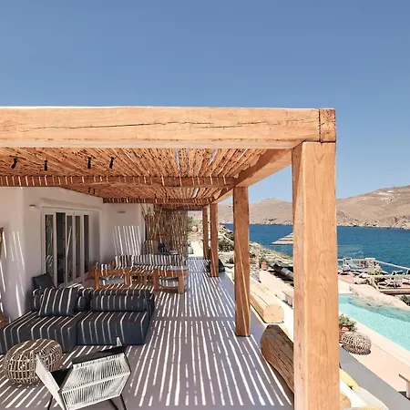 Villa Barbarossa - Elegant Beachfront Retreat With Heated Pool & Outdoor Gym