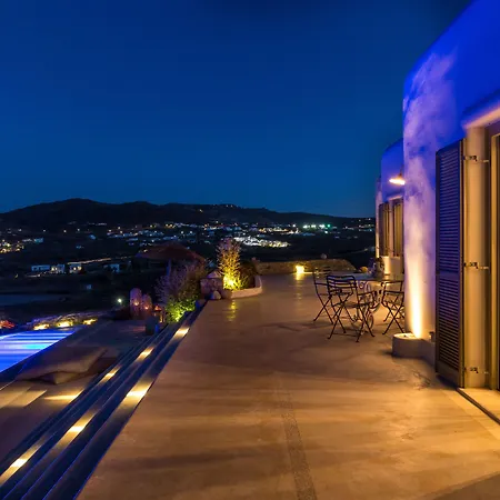 Barbarossa - Elegant Beachfront Retreat With Heated Pool & Outdoor Gym Ftelia (Mykonos)